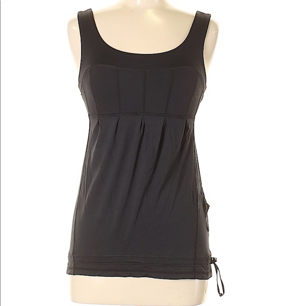 Lulu black tank